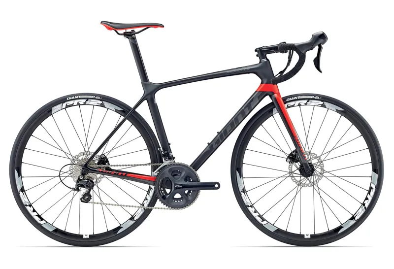 2017 Giant TCR Advanced 2 Disc Carbon Road Bike in Black