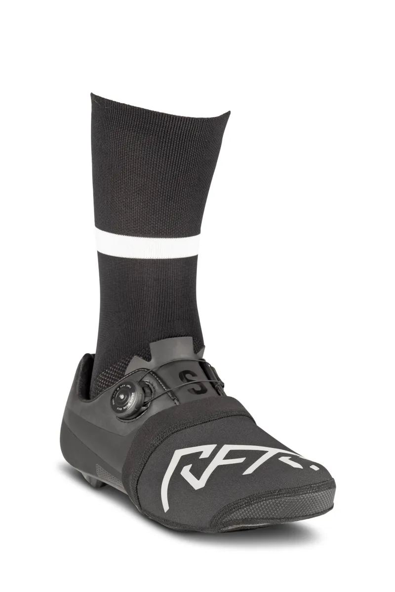 RFR Toe Warmer in Black