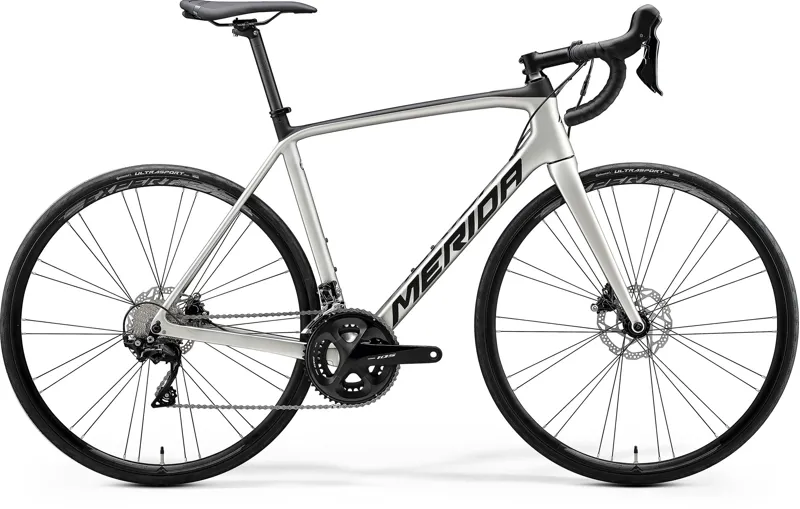 2020 Merida Scultura Disc 4000 Road Bike in Silver